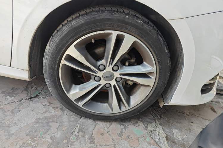 Used Geely Auto Binray 2020 1.4T CVT Asian Games Edition Right Front Wheel Hub