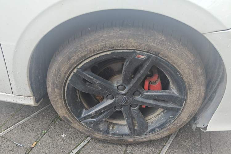 Used Geely Auto Binray 2020 1.4T CVT Luxury Model Right Front Wheel Hub