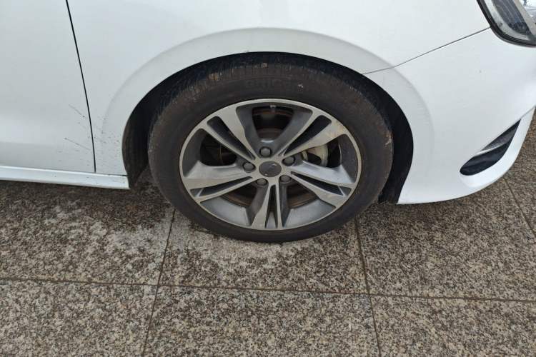 Used Geely Auto Binray 2020 1.4T CVT Asian Games Edition Right Front Wheel Hub