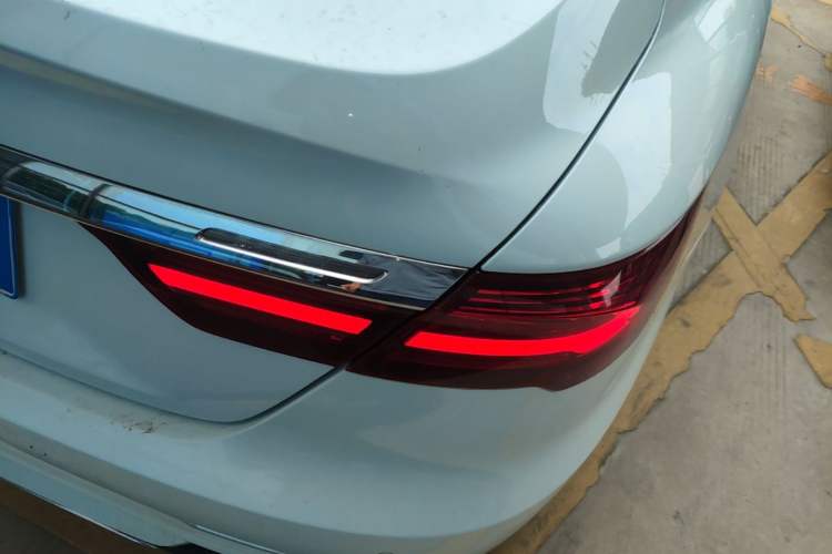 Used Geely Auto Binray 2020 1.4T CVT Luxury Model Right Rear Taillight