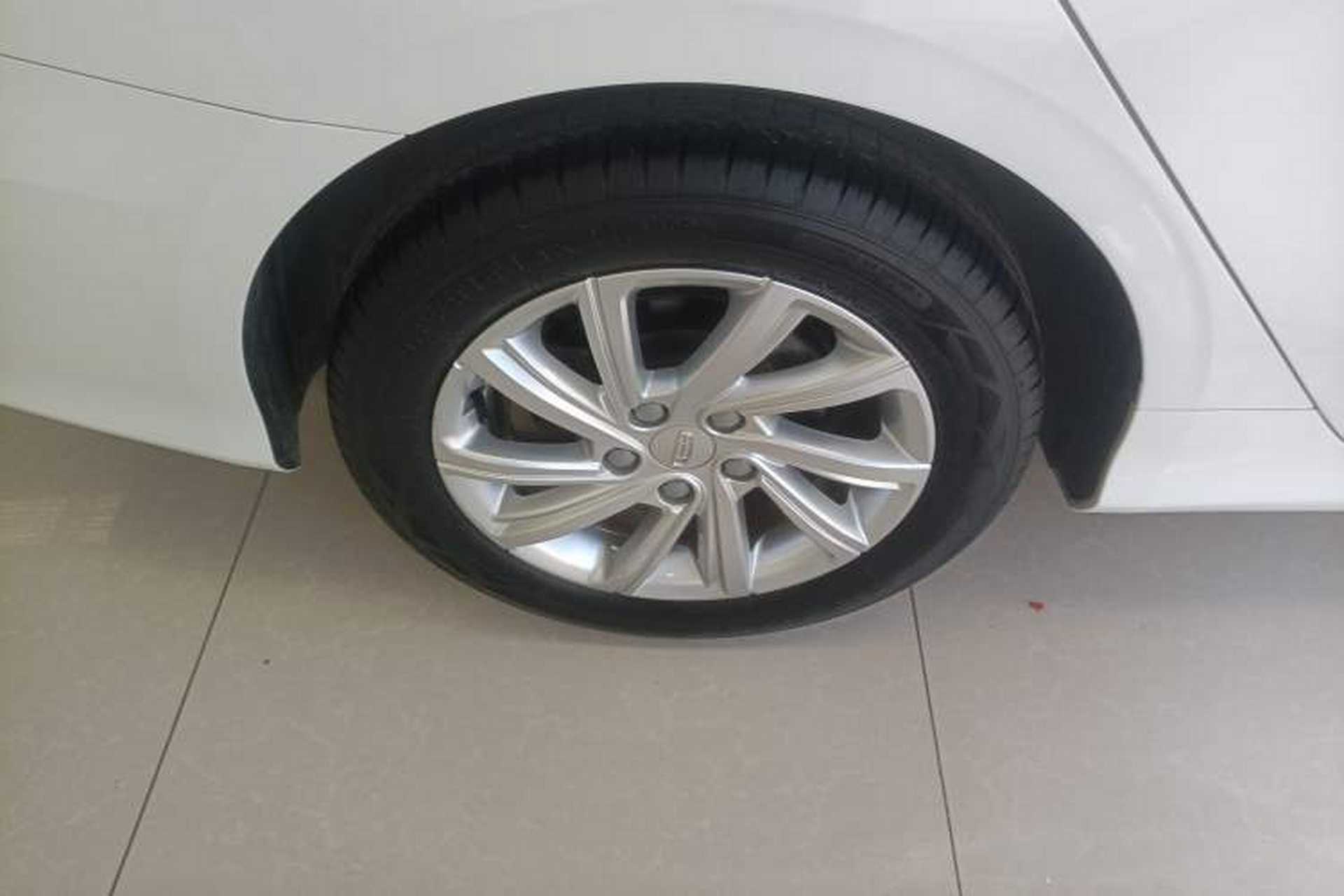 Used Geely Auto Binray 2020 200T DCT Comfort Version Right Rear Wheel Hub