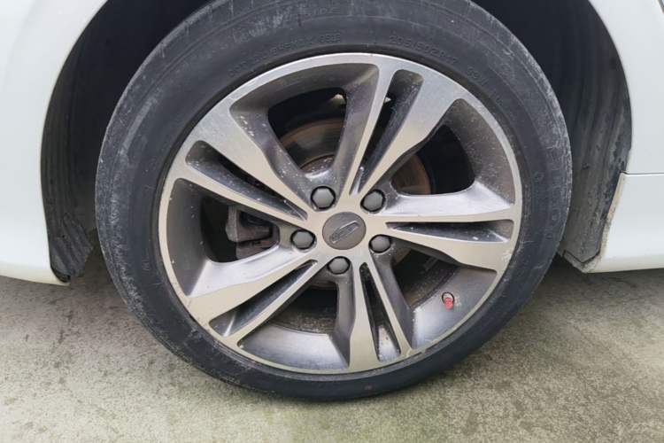 Used Geely Auto Binray 2020 Revised 1.4T CVT Asian Games Edition Right Rear Wheel Hub