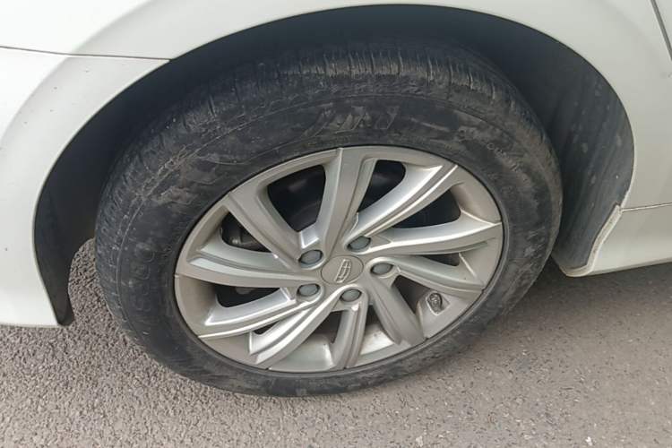 Used Geely Auto Binray 2020 1.4T CVT Luxury Model Right Rear Wheel Hub