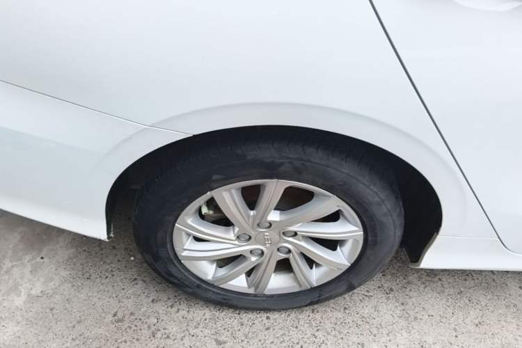 Used Geely Auto Binray 2020 1.4T CVT Luxury Model Right Rear Wheel Hub
