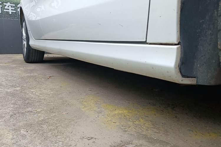 Used Geely Auto Binray 2020 1.4T CVT Luxury Model Right Side Sill