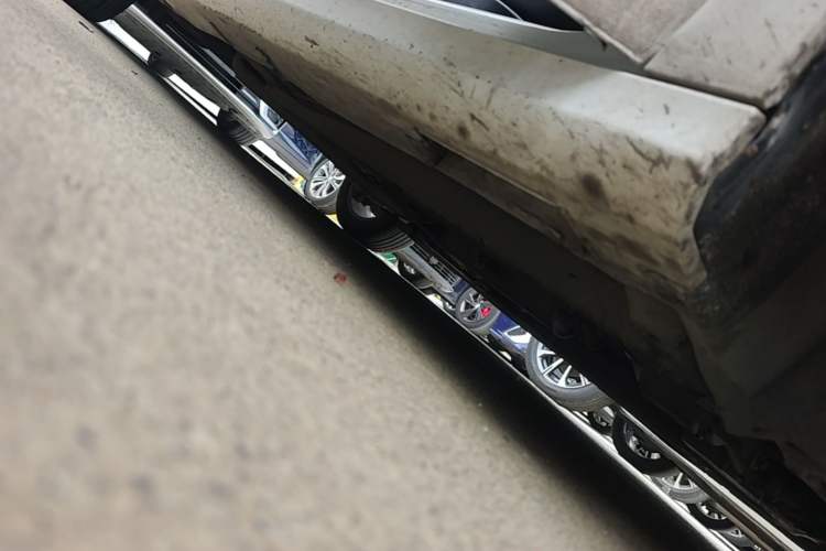 Used Geely Auto Binray 2020 1.4T CVT Luxury Model Right Side Sill