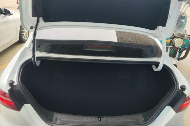 Used Geely Auto Binray 2020 1.4T CVT Luxury Model Trunk