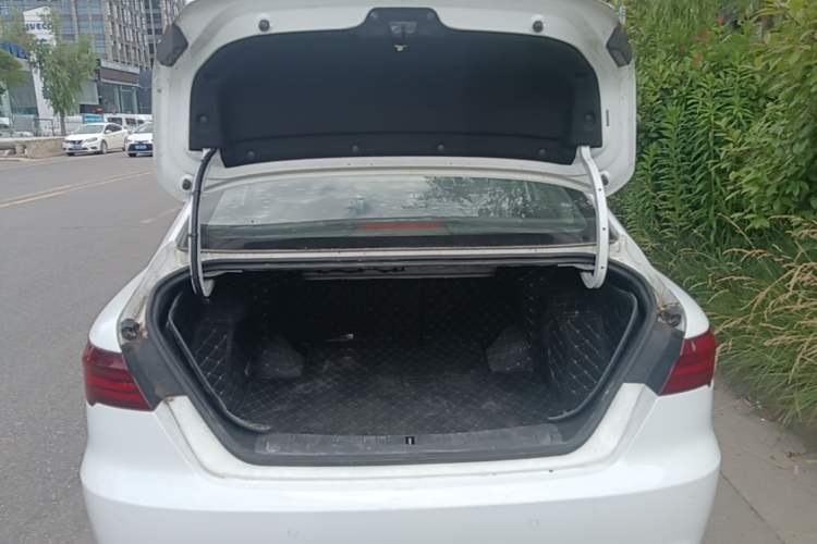 Used Geely Auto Binray 2020 1.4T CVT Luxury Model Trunk