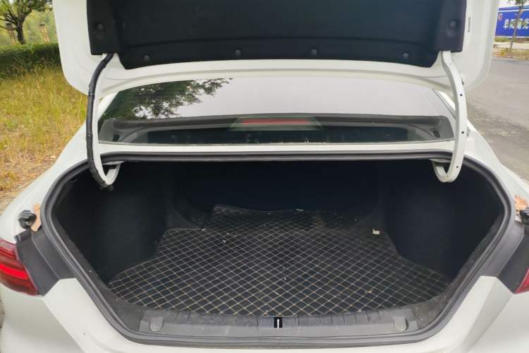 Used Geely Auto Binray 2020 1.4T CVT Asian Games Edition Trunk