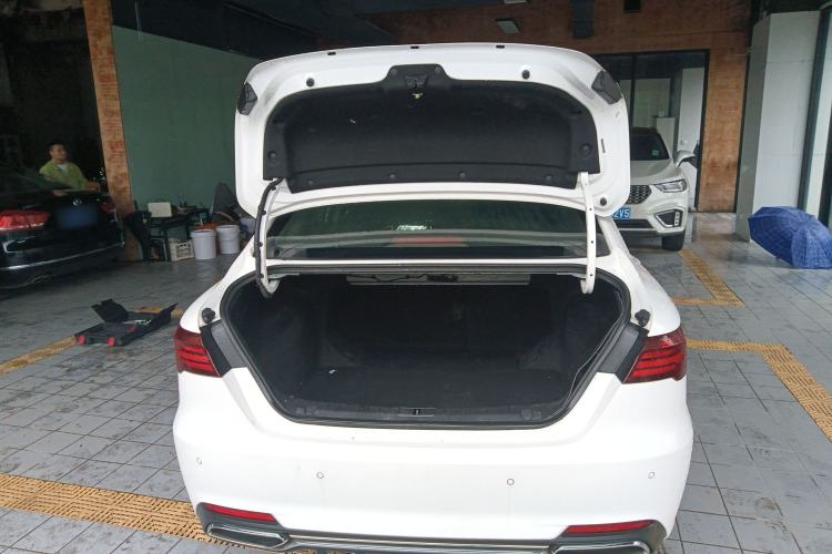 Used Geely Auto Binray 2020 200T DCT Comfort Version Trunk