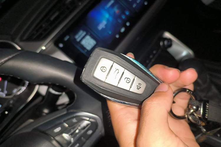 Used Geely Auto Binray 2020 Revised 1.4T CVT Asian Games Edition Vehicle Key