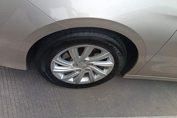 Used Geely Auto Binray 2020 1.4T CVT Luxury Model Left Front Wheel Hub