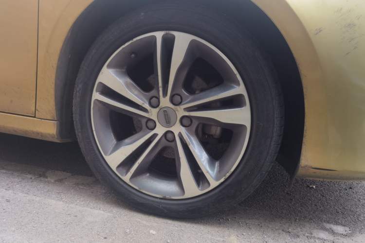 Used Geely Auto Binray 2020 1.4T CVT Asian Games Edition Right Front Wheel Hub