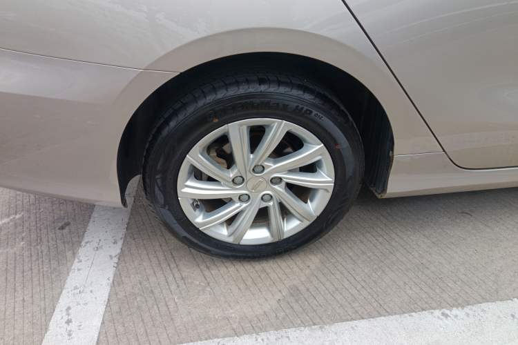 Used Geely Auto Binray 2020 1.4T CVT Luxury Model Right Rear Wheel Hub