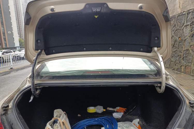 Used Geely Auto Binray 2020 Revised 1.4T CVT Asian Games Edition Trunk