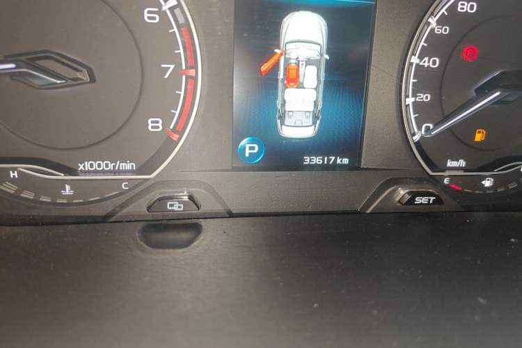 Used Geely Auto Binray 2021 1.4T CVT F-Sport Edition Odometer Close Up
