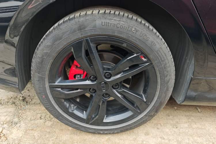 Used Geely Auto Binray 2021 1.4T CVT F-Sport Edition Right Rear Wheel Hub
