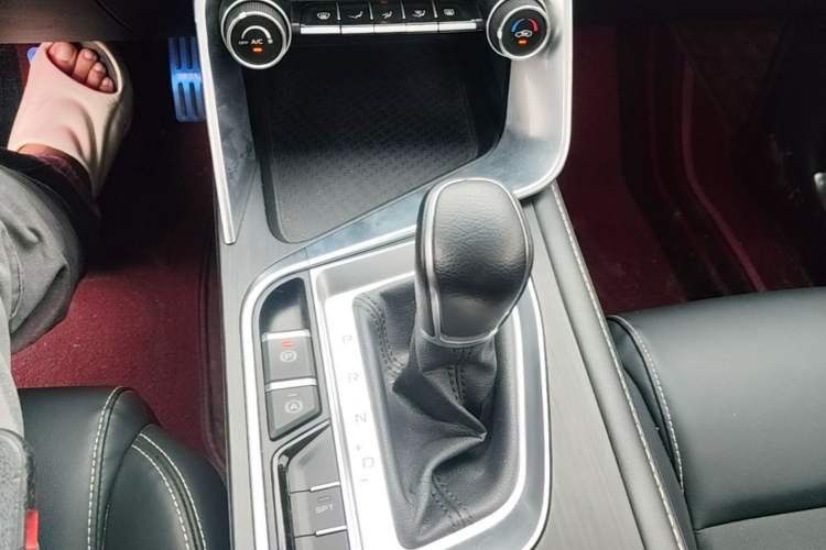 Used Geely Auto Binray 2021 1.4T CVT Asian Games Edition Gear Lever