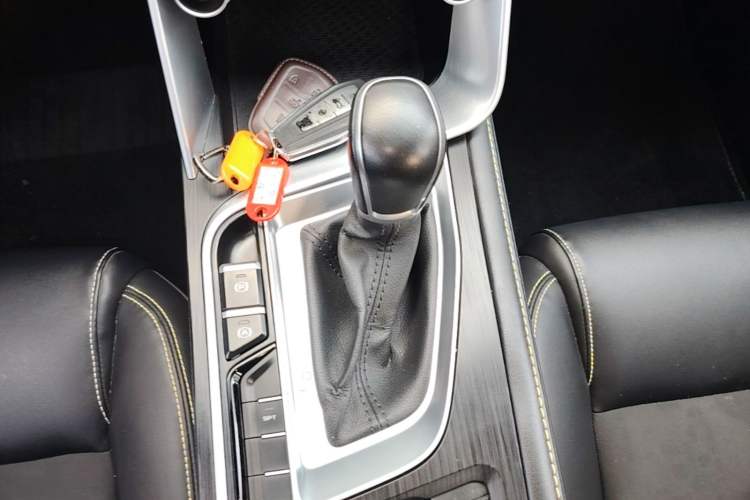 Used Geely Auto Binray 2021 1.4T CVT Asian Games Edition Gear Lever