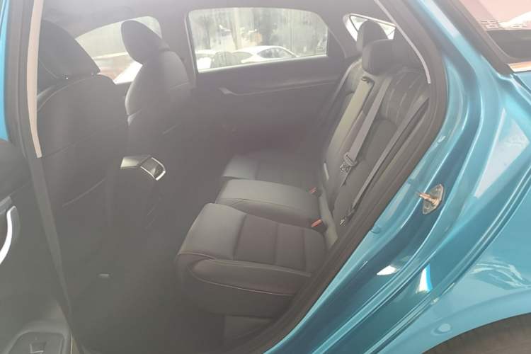 Used Geely Auto Binray 2021 1.4T CVT Asian Games Edition Left Rear Seat