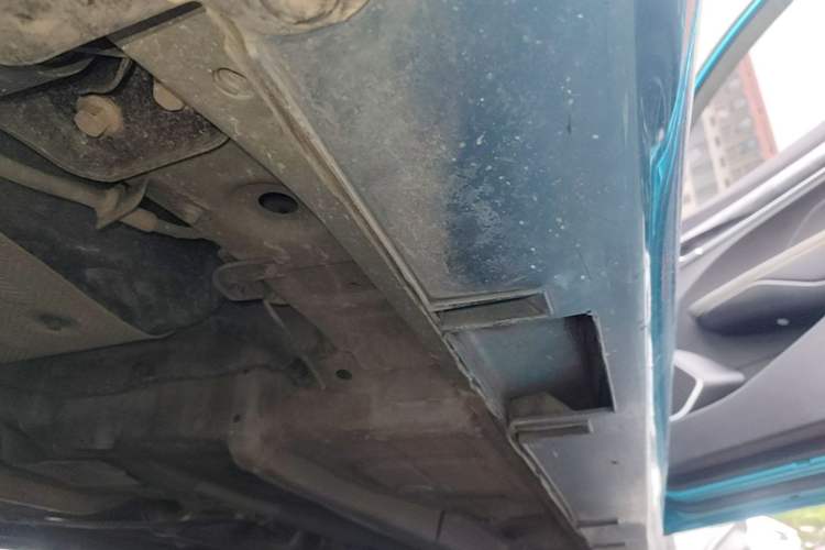 Used Geely Auto Binray 2021 1.4T CVT Asian Games Edition Right Side Sill