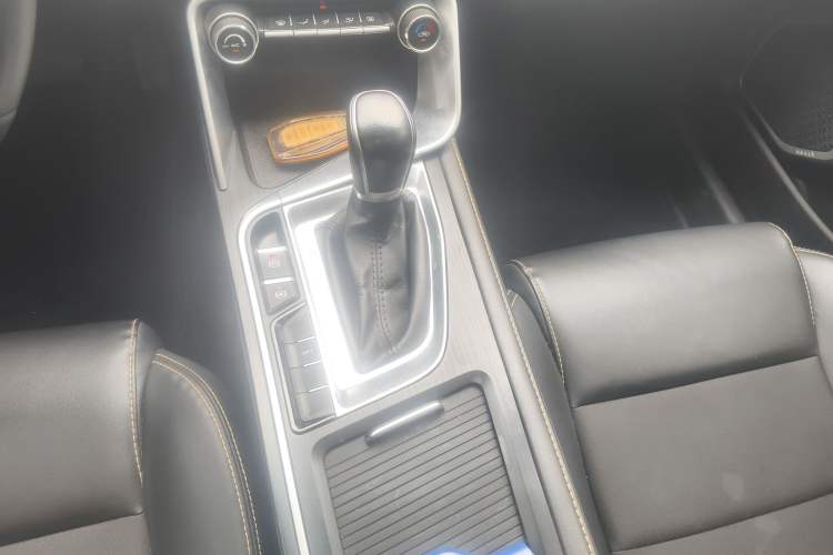 Used Geely Auto Binray 2021 1.4T CVT Asian Games Edition Gear Lever
