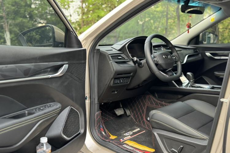 Used Geely Auto Binray 2021 1.4T CVT Asian Games Edition Interior 9