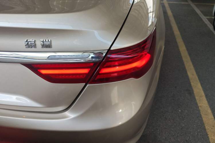Used Geely Auto Binray 2021 1.4T CVT Asian Games Edition Right Rear Taillight
