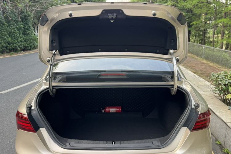 Used Geely Auto Binray 2021 1.4T CVT Asian Games Edition Trunk