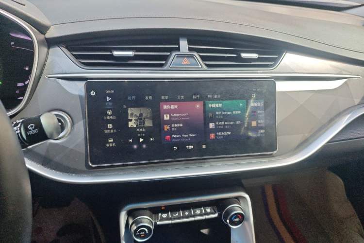 Used Geely Auto Binray 2021 1.4T CVT Asian Games Edition Audio And AC Panel