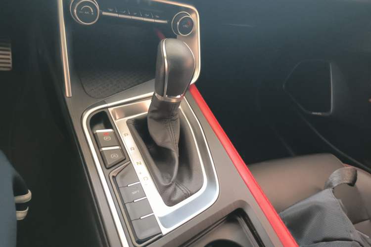 Used Geely Auto Binray 2021 1.4T CVT F-Sport Edition Gear Lever