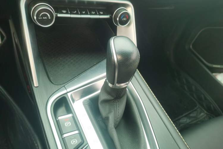 Used Geely Auto Binray 2021 1.4T CVT Asian Games Edition Gear Lever