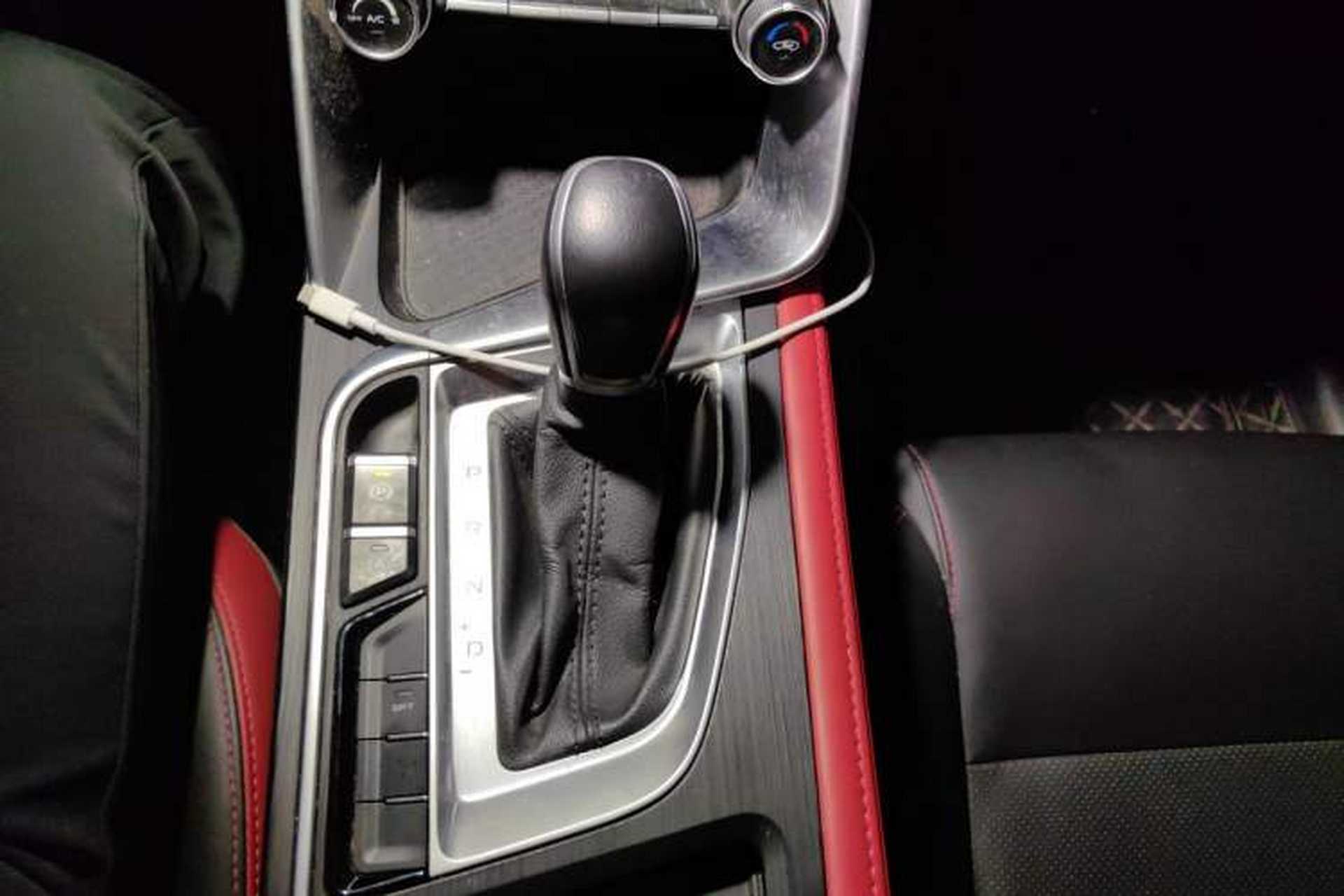Used Geely Auto Binray 2021 1.4T CVT F-Sport Edition Gear Lever