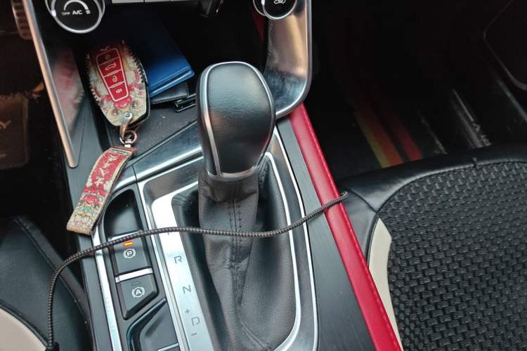Used Geely Auto Binray 2021 1.4T CVT F-Sport Edition Gear Lever