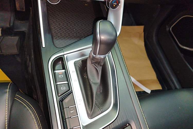 Used Geely Auto Binray 2021 1.4T CVT Asian Games Edition Gear Lever
