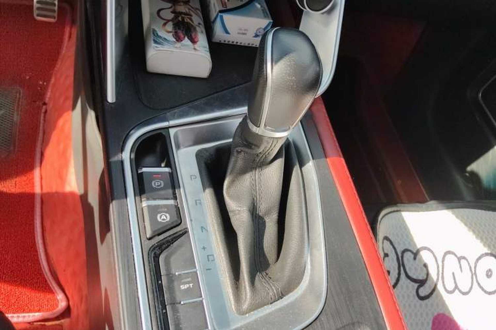 Used Geely Auto Binray 2021 1.4T CVT F-Sport Edition Gear Lever