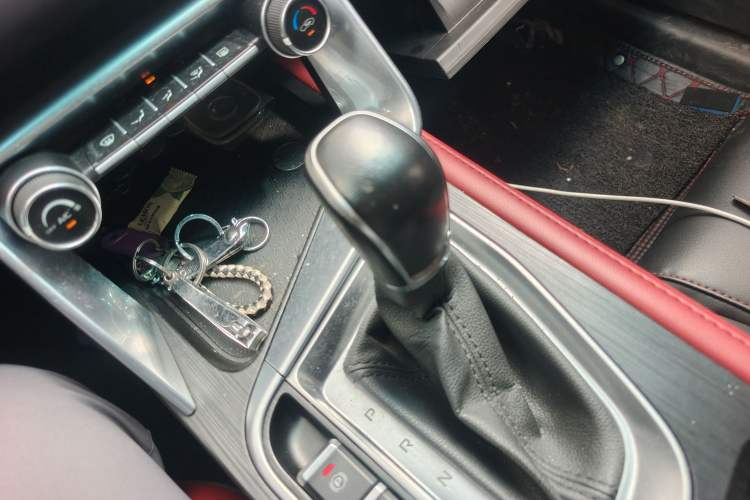 Used Geely Auto Binray 2021 1.4T CVT F-Sport Edition Gear Lever