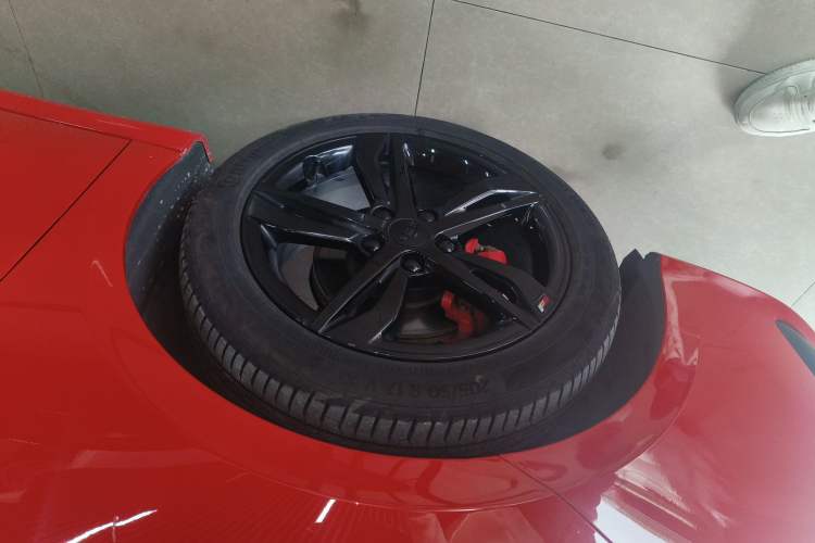 Used Geely Auto Binray 2021 1.4T CVT F-Sport Edition Left Front Wheel Hub