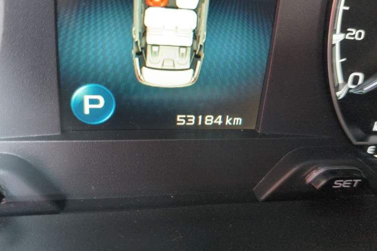 Used Geely Auto Binray  Odometer Close Up