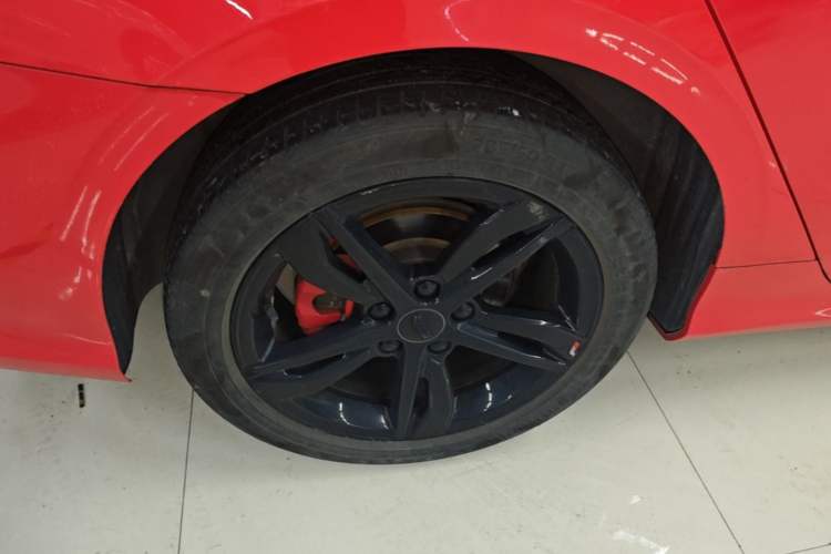 Used Geely Auto Binray 2021 1.4T CVT F-Sport Edition Right Rear Wheel Hub