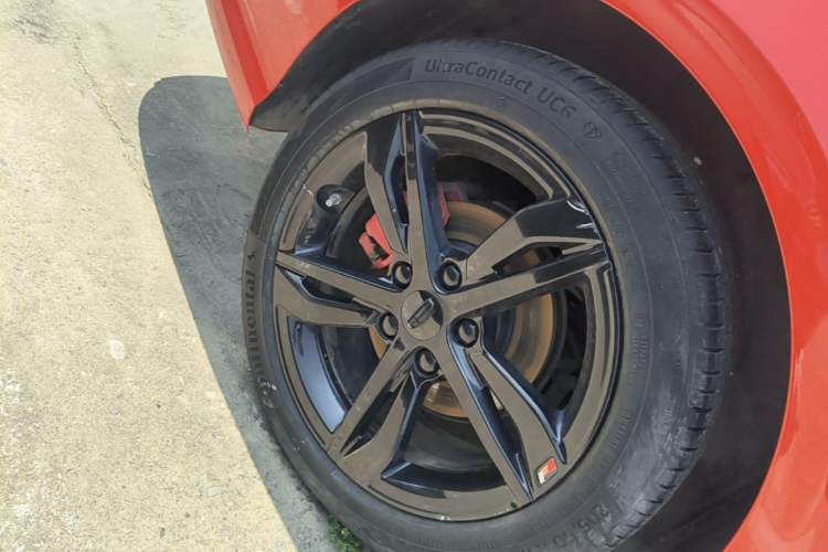 Used Geely Auto Binray 2021 1.4T CVT F-Sport Edition Right Rear Wheel Hub