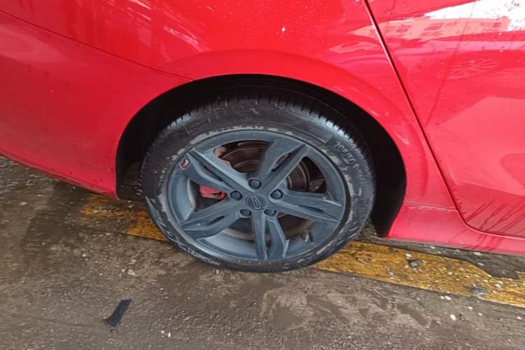 Used Geely Auto Binray 2021 1.4T CVT F-Sport Edition Right Rear Wheel Hub