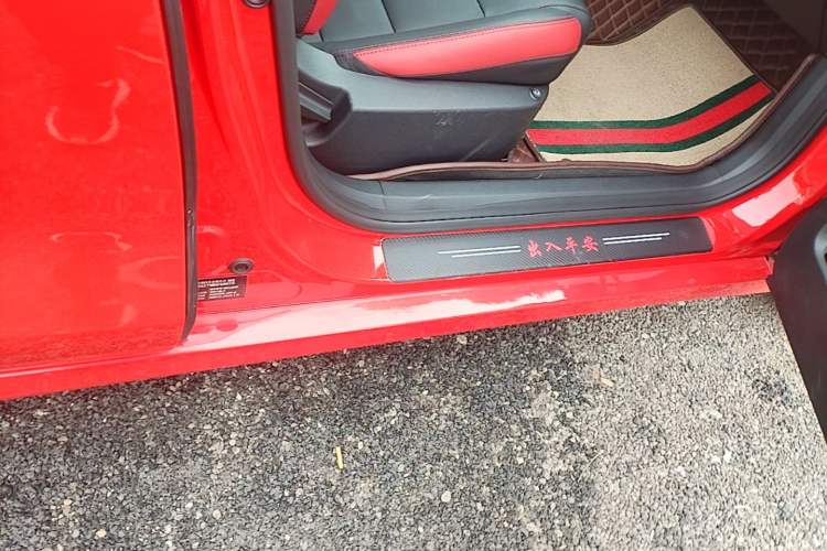 Used Geely Auto Binray 2021 1.4T CVT F-Sport Edition Right Side Sill