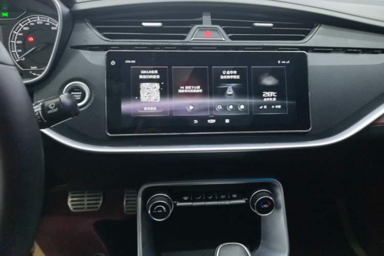 Used Geely Auto Binray 2021 1.4T CVT F-Sport Edition Audio And AC Panel