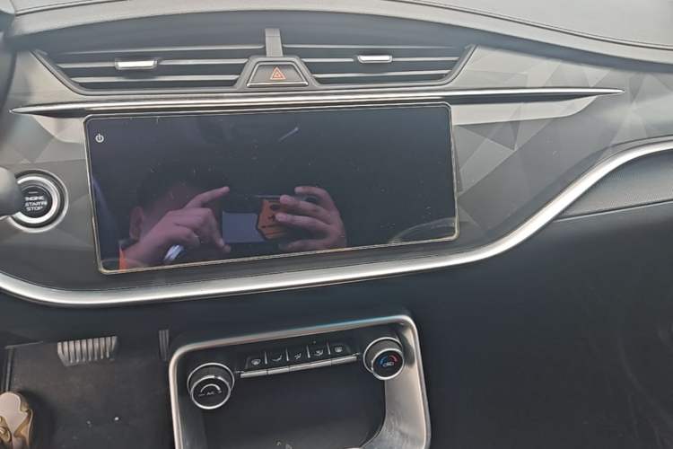 Used Geely Auto Binray 2021 1.4T CVT Asian Games Edition Audio And AC Panel