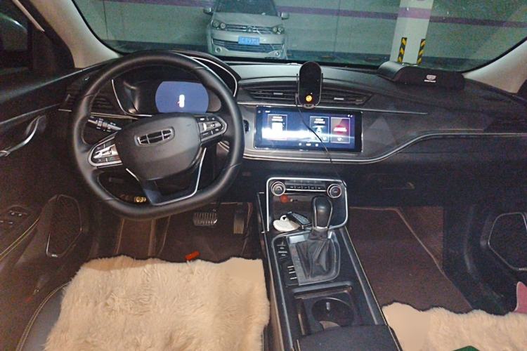 Used Geely Auto Binray 2021 1.4T CVT Asian Games Edition Center Console