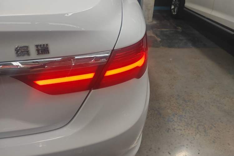 Used Geely Auto Binray 2021 1.4T CVT Asian Games Edition Exterior 1