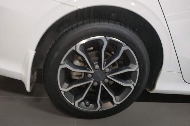 Used Geely Auto Binray 2021 1.4T CVT Asian Games Edition Exterior 5