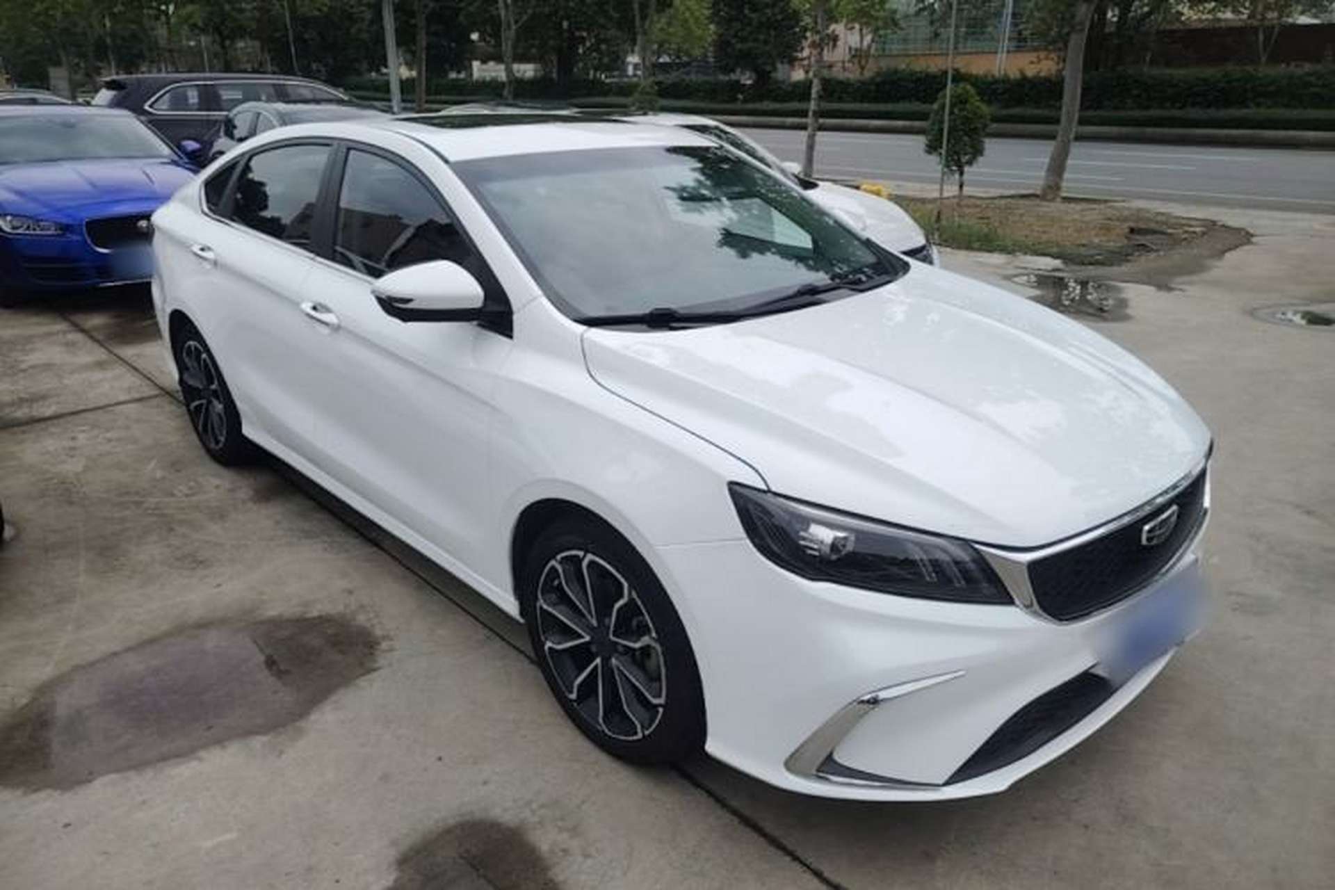 Used Geely Auto Binray 2021 1.4T CVT Asian Games Edition Front Right 45 Deg