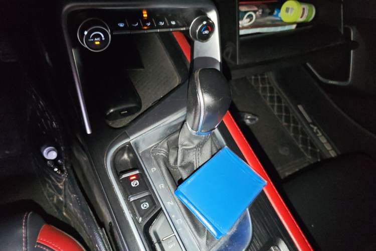 Used Geely Auto Binray 2021 1.4T CVT F-Sport Edition Gear Lever